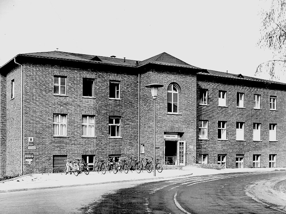 The older outpatient clinic section H 306, 1953